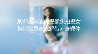 高颜值红唇苗条性感妹子道具自慰大秀，珍珠情趣内裤掰穴振动棒抽插，高潮喷水呻吟非常诱人!