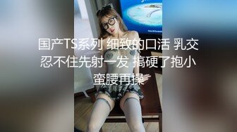 [Tushy] A Snappy Seduction 两个漂亮的小妞被操，学生妹就是嫩 HD1080P