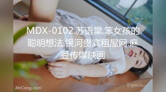 重磅9月福利③，萬人求購，推特反差婊，頂級綠帽【嫂子愛露出】一女戰多男