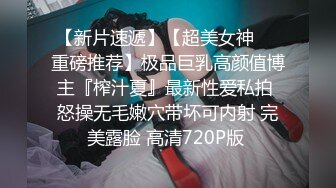 长相甜美的妹妹穿银色睡衣，聊聊性事男友迫不及待