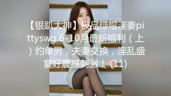  这么年轻的小哥就会约炮了，后入熟女叫声很浪，抠穴调情舌吻