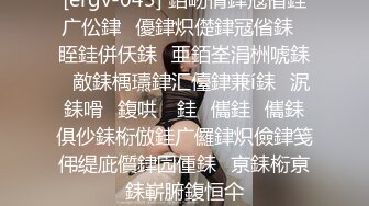 鸡巴不满足老婆，玩具狗鸡巴玩弄人妻，无法抗拒的高潮！