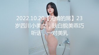 商场女厕全景偷拍几个高颜值美女嘘嘘2 (4)