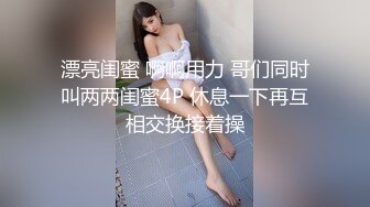  漂亮轻熟女在家偷情 我儿子说学习买个电脑 被我老婆发现在看黄片打飞机上去一巴掌