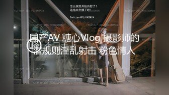 极品御姐露脸穿上黑丝高跟诱惑听狼友指挥跟大哥激情啪啪，舔弄大黑鸡巴，如狼似虎的年纪各种抽插要榨干大哥