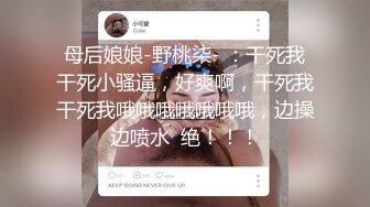 后入小妹子,感觉很不错，还无套给口一会