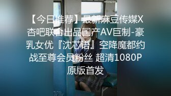 2024年2月极品学妹【扑倒小猫】闺房中拿出私藏的小玩具，害羞得释放自己的欲望，小穴湿漉漉的高潮了！ (1)